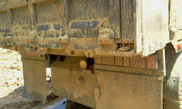 HINO FM3M 240 แรงม้า มีเล่มพร้อมโอน เดิมราคา  1,150,000 บาท