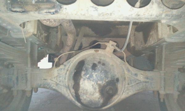 รถบรรทุกหกล้อดั้มยี่ห้ออีซูซุ รถบรรทุกหกล้อดั้มยี่ห้ออีซูซุ