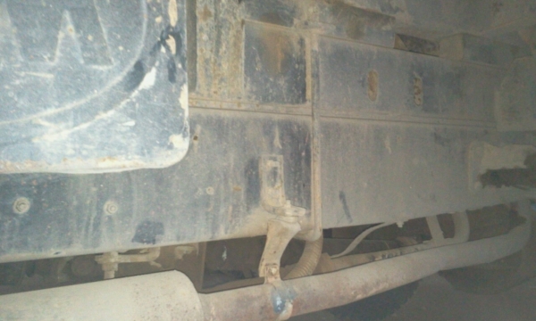 รถบรรทุกหกล้อดั้มยี่ห้ออีซูซุ รถบรรทุกหกล้อดั้มยี่ห้ออีซูซุ