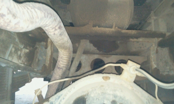 รถบรรทุกหกล้อดั้มยี่ห้ออีซูซุ รถบรรทุกหกล้อดั้มยี่ห้ออีซูซุ