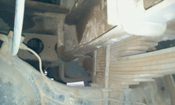 รถบรรทุกหกล้อดั้มยี่ห้ออีซูซุ รถบรรทุกหกล้อดั้มยี่ห้ออีซูซุ