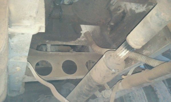 รถบรรทุกหกล้อดั้มยี่ห้ออีซูซุ รถบรรทุกหกล้อดั้มยี่ห้ออีซูซุ