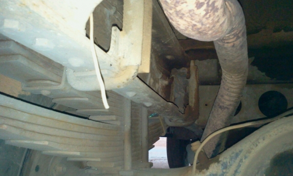 รถบรรทุกหกล้อดั้มยี่ห้ออีซูซุ รถบรรทุกหกล้อดั้มยี่ห้ออีซูซุ