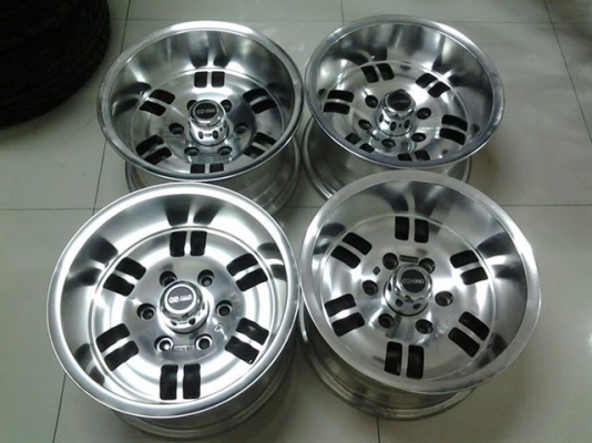 ล้อแม็ก หน้ากว้าง ออฟลึก หลายชุด ถูกๆ ล้อแม็ก หน้ากว้าง ออฟลึก หลายชุด ถูกๆ