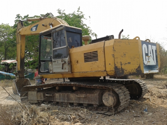 รถแบคโฮ CAT  E200B  สภาพสวย  รถทำงานดี ไม่มีปัญหาจุกจิก