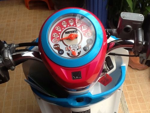 SCOOPY I โฉมปัจจุบันลายLOVERรถ5เดือนวิ่ง1xxxโลสภาพป้ายแดงมีเล่มพร้อมโอน