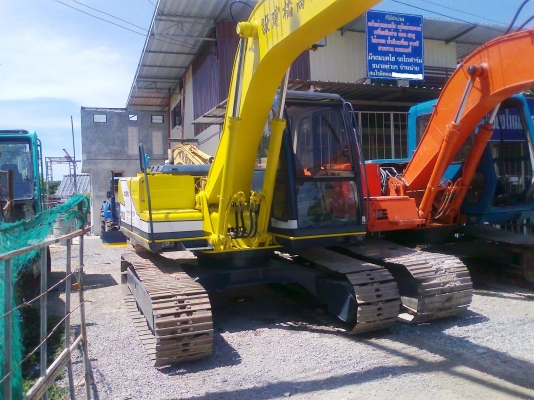 ขายด่วน  รถแบคโฮ KOBELCO SK120 M3 ไมล์ 3,2xx ชั่วโมง รถสวยแจ่ม แรงดี ระบบไฟฟ้าครบ เก่าญี่ปุ่นแท้ มีใบอินวอยล์.