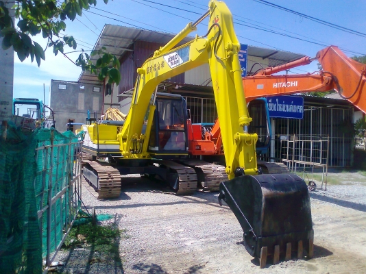 ขายด่วน  รถแบคโฮ KOBELCO SK120 M3 ไมล์ 3,2xx ชั่วโมง รถสวยแจ่ม แรงดี ระบบไฟฟ้าครบ เก่าญี่ปุ่นแท้ มีใบอินวอยล์.