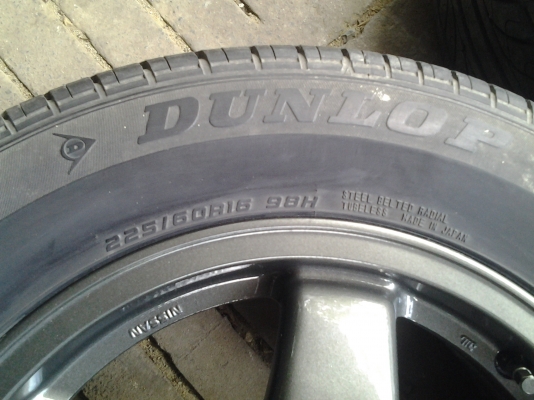 skyline ขอบ16 พร้อมยางขายถูกๆ