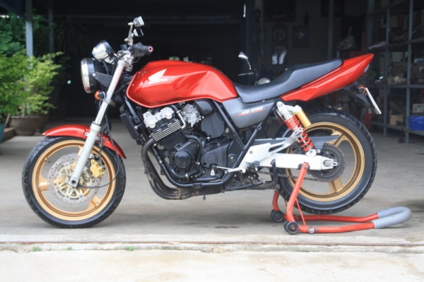 ขาย CB 400 ปี 2000 เทคนักเรียน ทะเบียนแท้ สมอ. โอนได้ทั่วประเทศ 138000