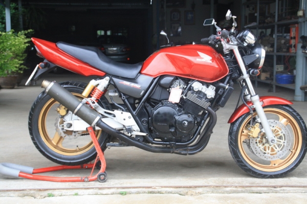ขาย CB 400 ปี 2000 เทคนักเรียน ทะเบียนแท้ สมอ. โอนได้ทั่วประเทศ 138000
