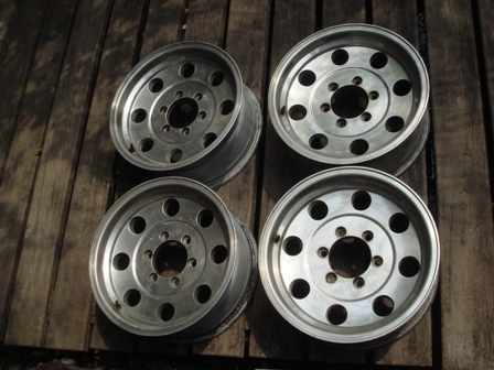 ขายล้อแม็กขอบ 16 u s a 6รู 139 1ชุด ใส่ขับ2และขับ4โตโย มิตซู นิสสันและกะบะได้หลายรุ่น