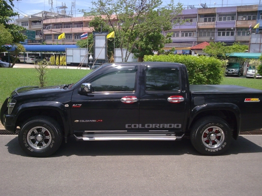 ขายกระบะ 4 ประตูเชฟ สีดำ วางเจติดแก๊สหัวฉีด ราคาถูก