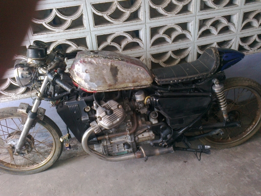 ขาย ล้มโปรเจค gl 400 cafe racer เครื่องดีมีอิยวอยส์ ติดเครื่องฟังเสียงก่อนได้ 18000