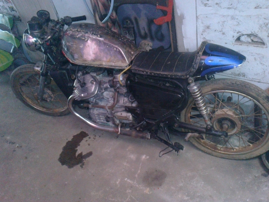ขาย ล้มโปรเจค gl 400 cafe racer เครื่องดีมีอิยวอยส์ ติดเครื่องฟังเสียงก่อนได้ 18000