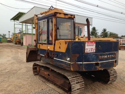 รถแบคโฮ KOMATSU PC60-3