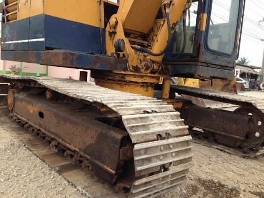 รถแบคโฮ KOMATSU PC60-3