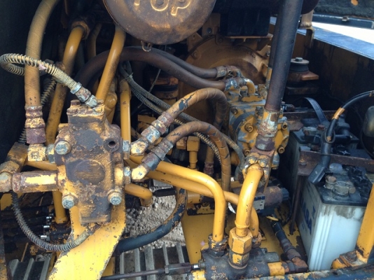 รถแบคโฮ KOMATSU PC60-3