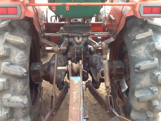 คูโบต้า 2605 4 WD 2 เพลา เดิมๆตามสภาพ เครื่องดี เกียร์ดี