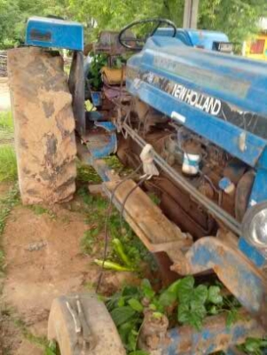 FORD 6610 แท้เสื้อเรียบ เครื่อง 6สูบ ไอดีกลมใหญ่ หาง3 ใบดัน ขอคืน190000 คงเหลืองวด 150000