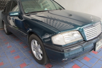 ขาย Benz c-class ปี98 รุ่นสุดท้ายก่อนเปลี่ยนตาถั่ว รถนำเข้าจากเยอรมัน ออกห้างแท้เบนซ์ราชครู