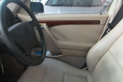 ขาย Benz c-class ปี98 รุ่นสุดท้ายก่อนเปลี่ยนตาถั่ว รถนำเข้าจากเยอรมัน ออกห้างแท้เบนซ์ราชครู