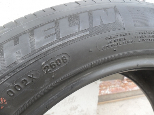 ยาง MICHELIN 225/50R17 ปี08 สวยๆ 1 คู่ราคา 1450 บาท