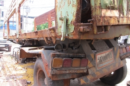 ขายหางเทอร์เลอร์ดั้ม2เพลา รถโดนชนข้างหน้ามา คัซซีเบี่ยว ที่เหลือปกติ ทะเบียนไม่ขาด