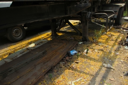 ขายหางเทอร์เลอร์ดั้ม2เพลา รถโดนชนข้างหน้ามา คัซซีเบี่ยว ที่เหลือปกติ ทะเบียนไม่ขาด