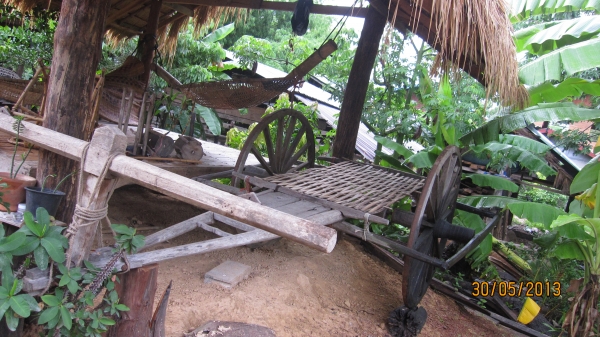 ขายเกวียนโบราณไม้พยุงเกือบทั้งหลังเริ่มจะหายากแล้วครับ เกวียนสภาพดีสภาพเกือบสมบูรณ์เก่าเก็บของผูเต่าแถวบ้านครับ  มียุ3หลังด่วนๆๆๆเปิดที่หลังละ13000บาทราคาคุยกันได้ครับสนใจติดต่อ 0801696651 อยู่อำนาจเจริญครับ