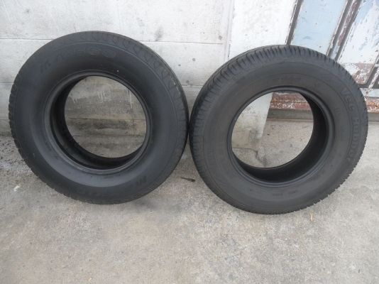 ยาง 195R14 บรรทุก สวยๆ 1 คู่ ราคา 1750 บาท