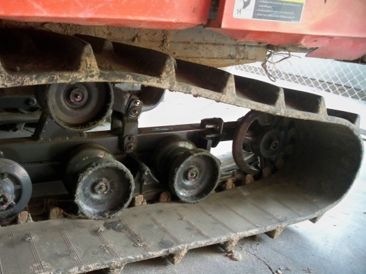 รถเกี่ยวข้าว Kubota DC95GM