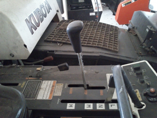 ขายรถเกี่ยวข้าว KUBOTA DC-95GM