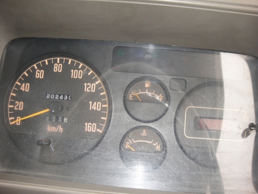 ขาย อีซูซุ NPR 120 แรง ตู้แห้ง 4.3 เมตร ( ห้างแท้ ) จดปี 42