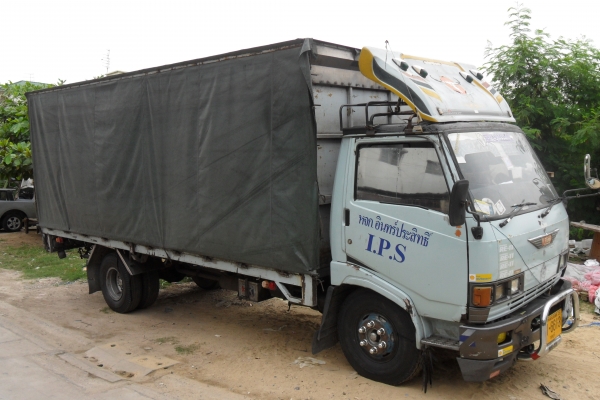 ขายรถหกล้อ ยาว 6.5 เมตร ขายรถหกล้อ ยาว 6.5 เมตร