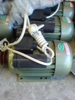 มอเตอร์3 แรงรอบจัด 2800 รอบ ใช้ไฟ220 V.แรงดีใช้ทน(เอามาต่อกับโรงสีข้าวใช้เองเป็นปีแล้ว)ไม่มีปัญหาเลยมี10ลูก