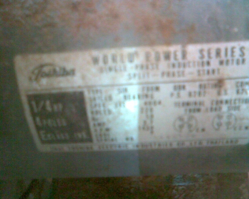 พัดลมตัวใหญ่ใบพัดเหล็ก มอเตอร์โตชิบา 1/4 แรงสภาพพร้อมใช้งานครับลมแรงครับใบพัดเป็นเหล็กครับมอเตอร์โตชิบา  1/4  แรงครับ  ราคานี้คุ้มมากครับใช้ยาวครับ