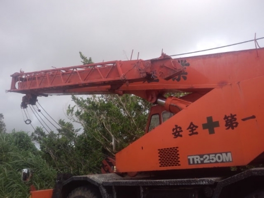 ขายเครนเก่านอกญี่ปุ่นแท้ TR250M-4 ราคาถูกสภาพใช้ได้ค่ะ สนใจติดต่อเจี๊ยบเลยค่ะ 087-3310254 ค่ะ
