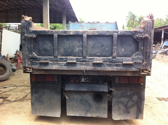 ขายรถบรรทุก 6 ล้อ (ดั้มดิน) ISUZU NPR รถห้างแท้ เปลี่ยนหัวนอก คัสซี NPR59LU5M-7112172 เครื่อง 4BD1-464275 (115 แรงม้า) ภาษีเต็ม คัสซีสวย แอร์เย็น ช่วงล่าง F หน้า-หลัง ยางดี 6 เส้น