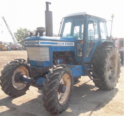 ขายรถไถ Ford 9700 4WD มือสองนำเข้า 6 สูบ พร้อมใช้งาน