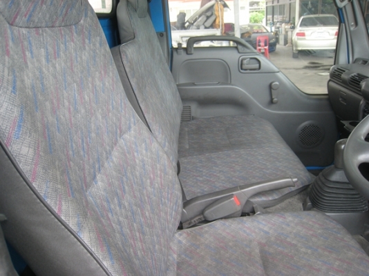 หัวรถ  ISUZU NKR การ์ตูน(หัวเล็ก) หัวนอก