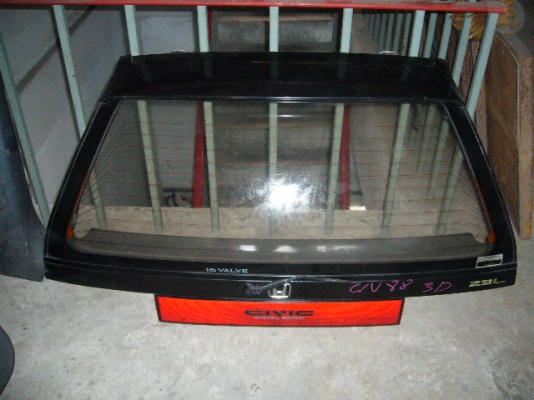 ขายฝาท้าย ef-3 c/v 88 3 ประตูตัวนอก ราคา 5,000 บ. สนใจโทร 089-777-7697