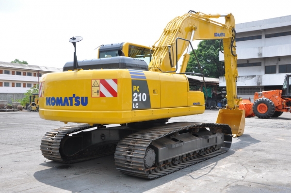 KOMATSU  PC 210 LC-8  SN K51208