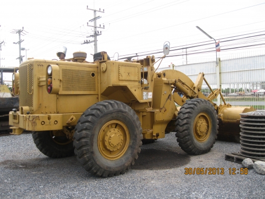 รถตักล้อยาง  CAT 920 นำเข้าจากญึ่่ปุ่น980,000