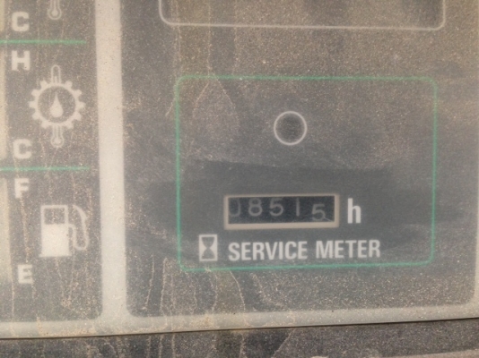 New Stock จากญี่ปุ่น WA300-1 SN: 201XX YR: 1986 8516 ชม. สภาพสวย สีเดิม ขายถูกครับ