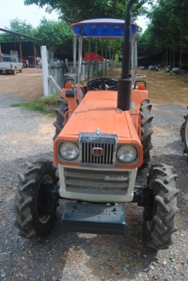 ขายรถไถ Kubota L 2402 (4WD)