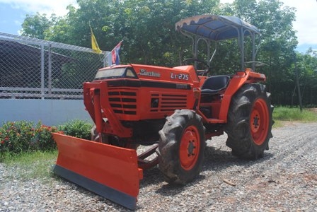 ขายรถไถ Kubota L1-275 (4WD)