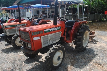 ขายรถไถ Kubota L 2602 (4WD) ขายรถไถ Kubota L 2602 (4WD)