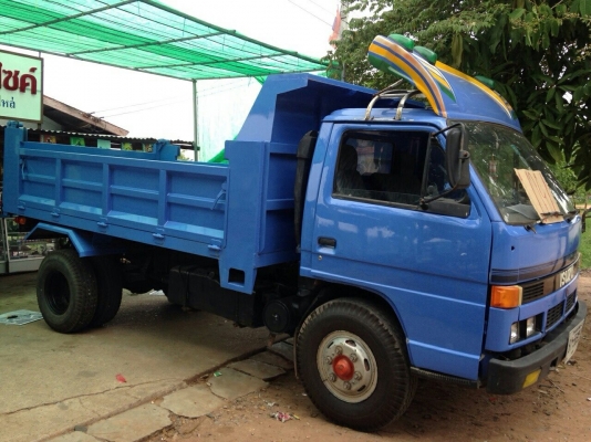 ขาย 6ล้อดั๊มดิน ISUZU NPR59LU5M "แก้มเหลือง"ห้างแท้ ปี37 เครื่องเดิม4BD1 115HP แห้งดี แรงจริง ไม่เยิ้ม ช่วงล่างแน่น คัสซีสวย ไม่ผุ ไม่บวม ติดFหน้า-หลัง กระบะดั๊ม4ตัน 3.70.วางใหม่ สภาพสวยๆ ยาง8.25สวย6เส้น หัวบาง ภายในสวยคอนโซลครบ สีใหม่ทั้งคัน สว