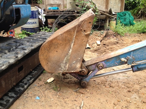 ขายรถขุดเก่านอกhitachi ex55urสภาพพร้อมใช้ ระบบใช้ได้ทุกอย่างครบ